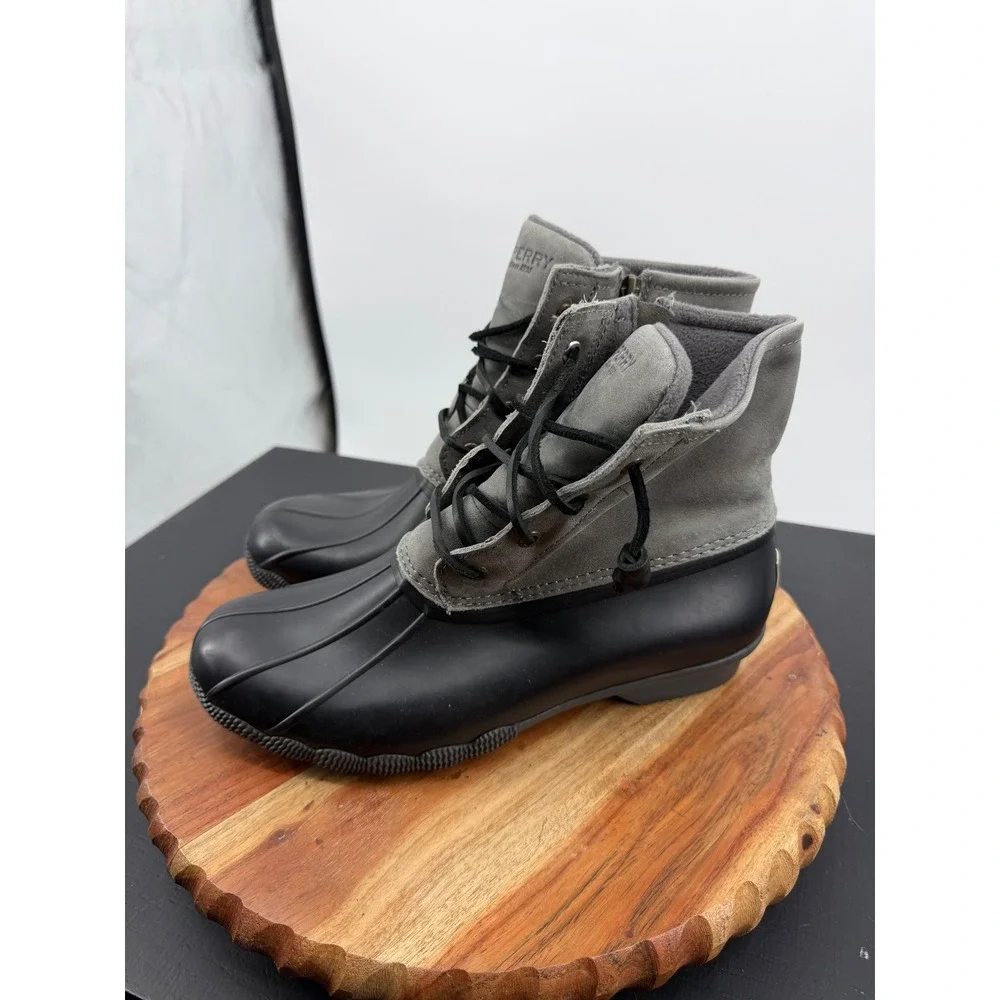 Sperry Saltwater Duck Boots Women Size 9 Grey Black STS81732 Waterproof Rain